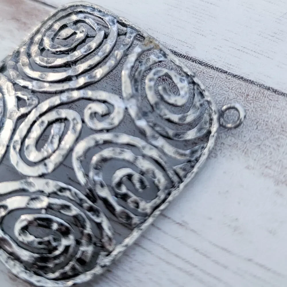 Extra Large Pendant - No Chain Included - Condition Issues